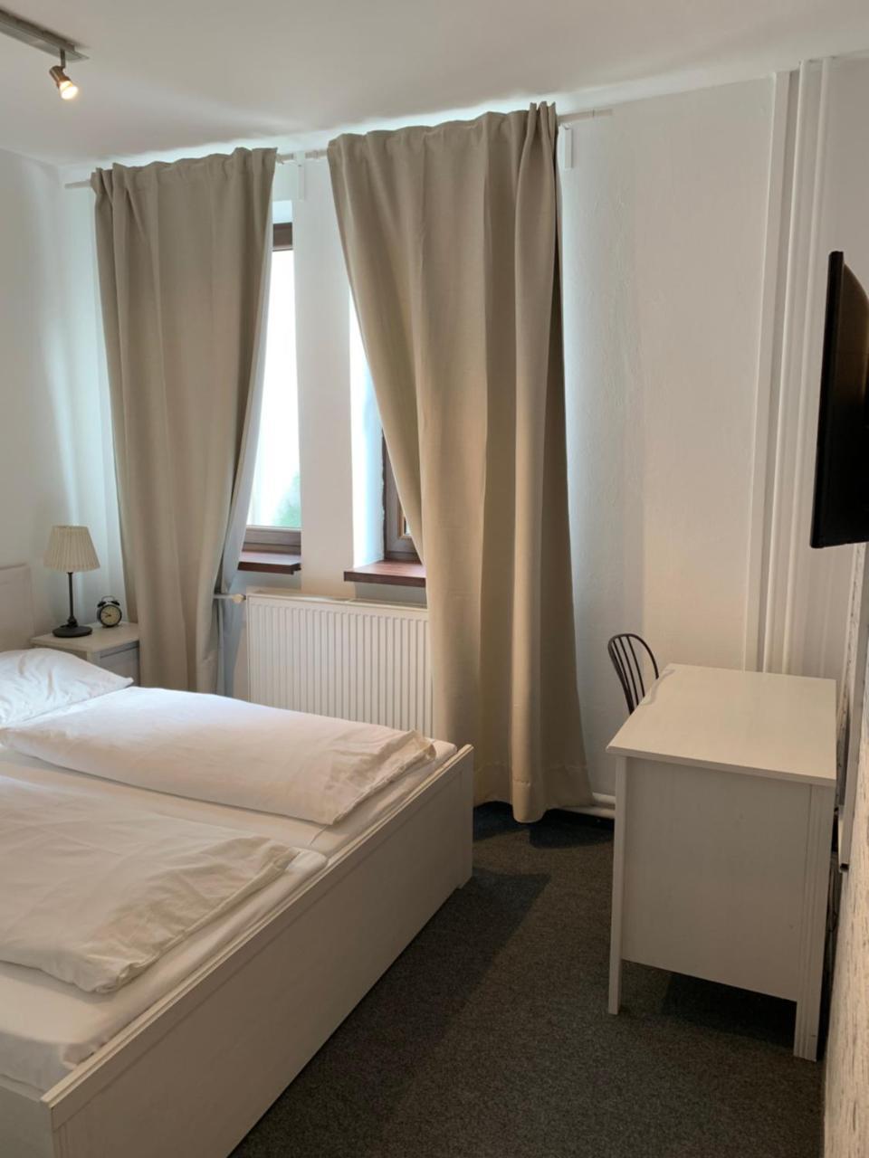 Penzion Holiday Trnava Exterior photo